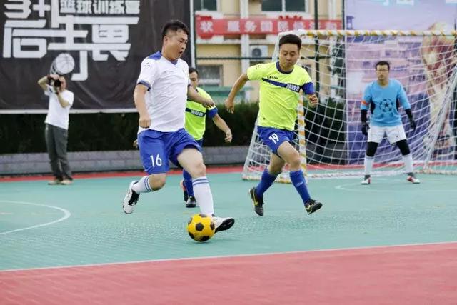 尼克斯靠什么重返总决赛？哈登无横扫纪录成历史